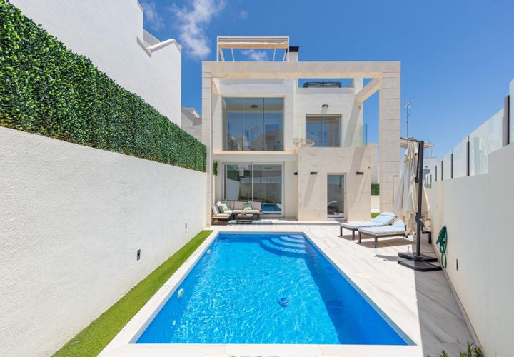 Villa i Cabo Roig, Alicante, Cabo Roig - € 590.000 | Ref: R11984 - foto 1