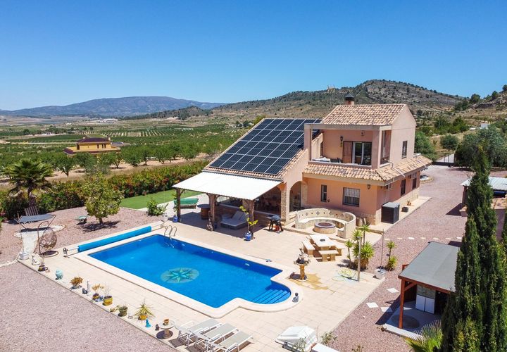 Villa a Pinoso, Alicante, Pinoso - € 495.000 | Ref: CF3350 - foto 1