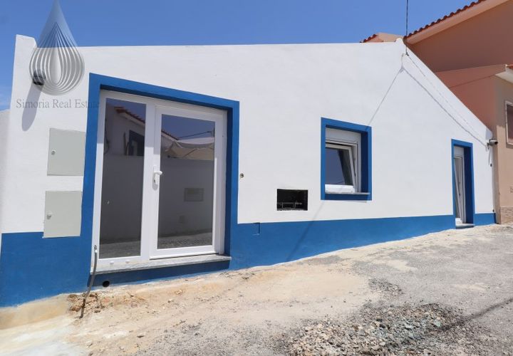 Villa i Alenquer, Lisbon, Alenquer - € 265.000 | Ref: CAS_227 - foto 1