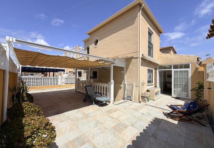 Byhus i Torrevieja, Alicante, Torrevieja - € 228.000 | Ref: AG19MLSC3557922 - foto 1