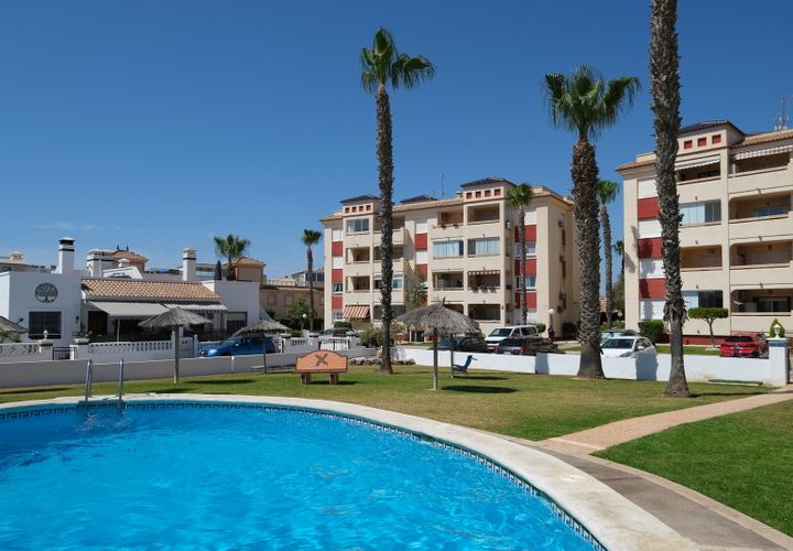 Leilighet i Playa Flamenca, Alicante, Playa Flamenca - € 179 900 | Ref: HE28257 - foto 1