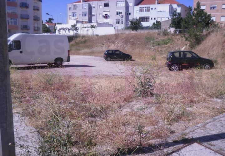 Helårsgrund i Amora, Setubal, Amora - € 125.000 | Ref: 5824 - foto 1