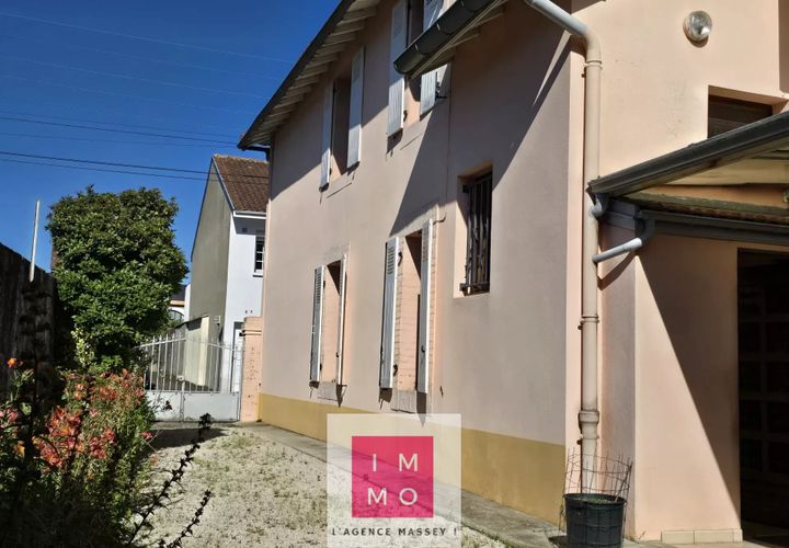 Villa a Tarbes, Hautes-Pyrenees, Tarbes - € 159.000 | Ref: 818 - foto 1