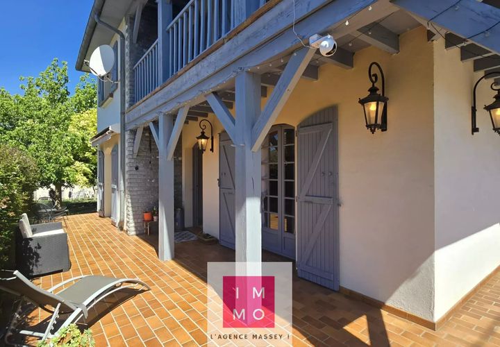 Villa i Tarbes, Hautes-Pyrenees, Tarbes - € 229.000 | Ref: 819 - foto 1