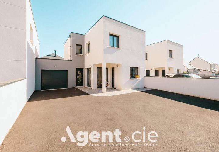 Villa i Soliers, Calvados, Soliers - € 299.990 | Ref: VM768-agentcie - foto 1
