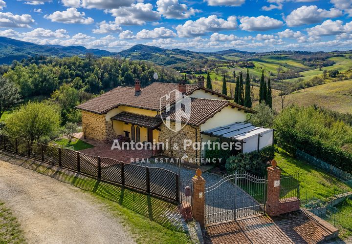 Villa i Collazzone, Perugia, Collazzone - € 395.000 | Ref: 71696-1 - foto 1