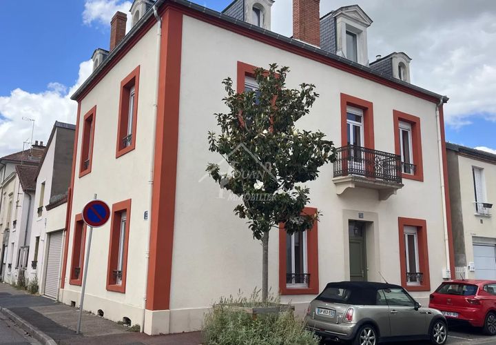Villa i Vichy, Allier, Vichy - € 282 000 | Ref: G1253 - foto 1