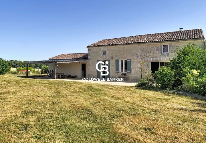 Villa in Chermignac, Charente-Maritime, Chermignac - € 389.000 | Ref: 05MDCMR - foto 1
