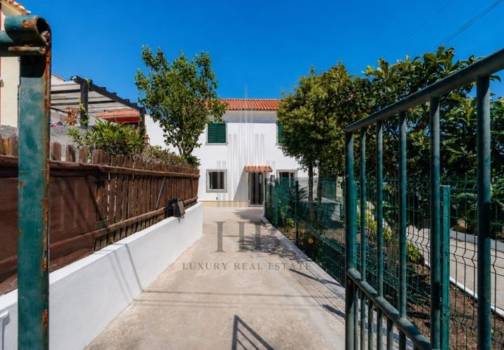Villa i Almocageme, Lisbon, Almocageme - € 550.000 | Ref: HB0959 - foto 1