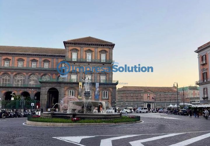 Erhvervsejendom i Naples, Naples, Naples - € 90.000 | Ref: toledo - foto 1