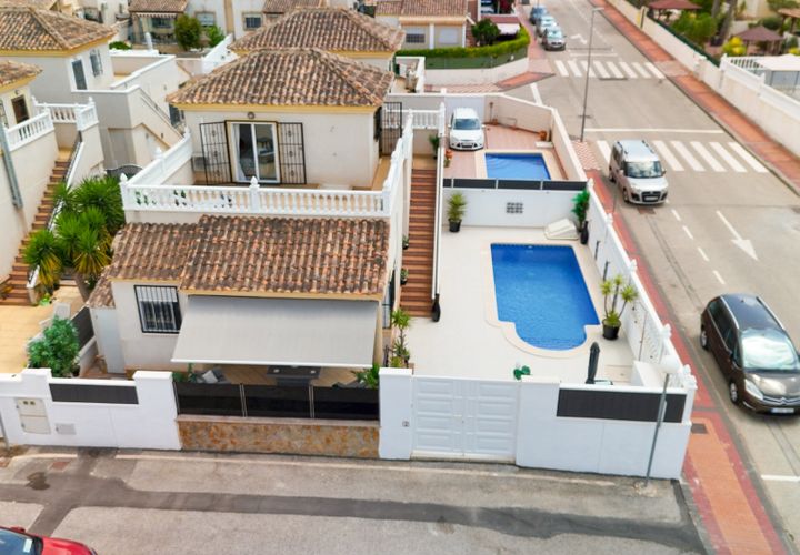 Villa - Algorfa, Alicante, Algorfa - € 299 000 | Réf : R-94273 - photo 1