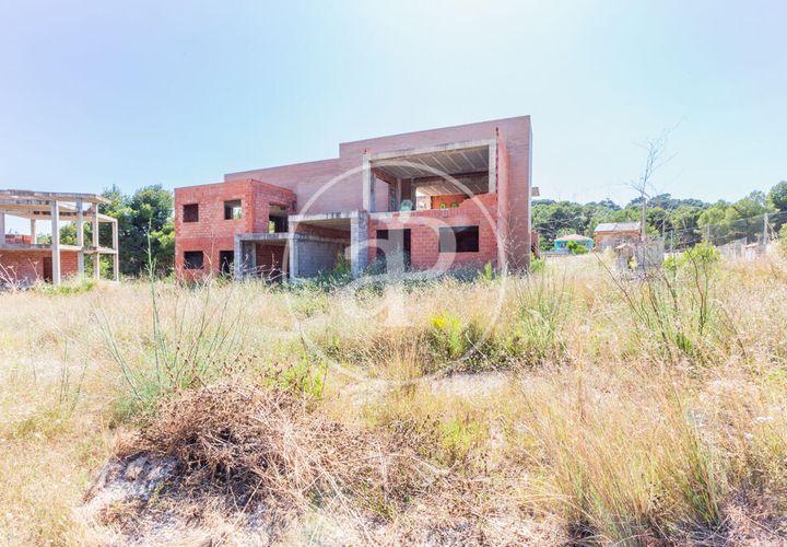 Tomt i Chiva, Valencia, Chiva - € 990 000 | Ref: VV2606030 - foto 1