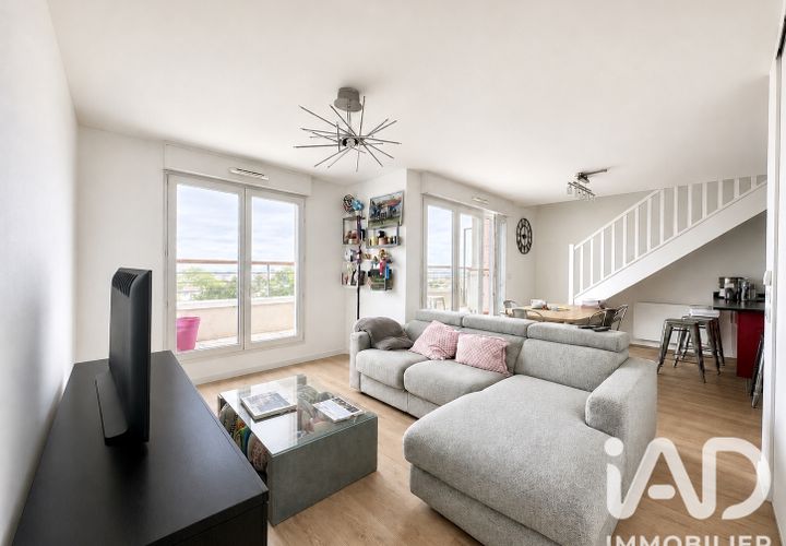 Duplex i Suresnes, Hauts-de-Seine, Suresnes - € 550.000 | Ref: 55773 - foto 1