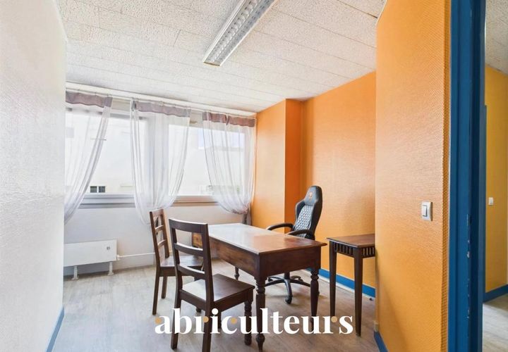 Erhvervsejendom i Chartres, Eure-et-Loir, Chartres - € 79.000 | Ref: GDV17063928000_3 - foto 1