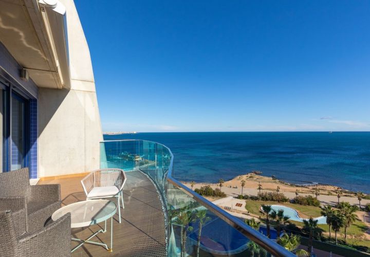 Ático en Punta Prima, Alicante, Punta Prima - € 699.000 | Ref: MLSC634995 - photo 1