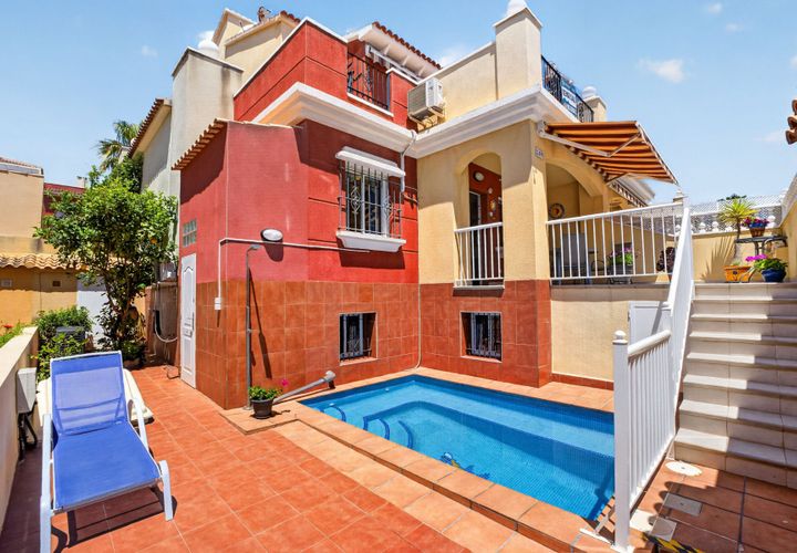 Villa i Torrevieja, Alicante, Torrevieja - € 329.000 | Ref: 13955 - foto 1