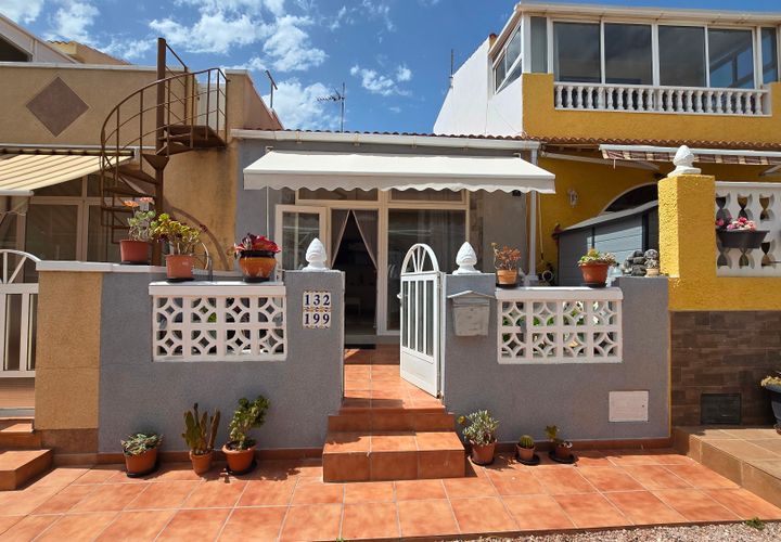 Bungalow i Torrevieja, Alicante, Torrevieja - € 139.950 | Ref: 4145MB - foto 1