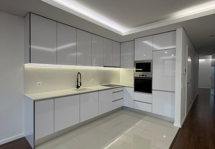 Leilighet i Porto, Porto, Porto - € 375 000 | Ref: DSPMATOSI67 - foto 1