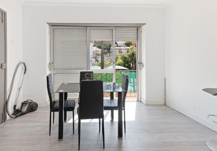 Villa i Odivelas, Lisbon, Odivelas - € 229.000 | Ref: C0364-06062 - foto 1