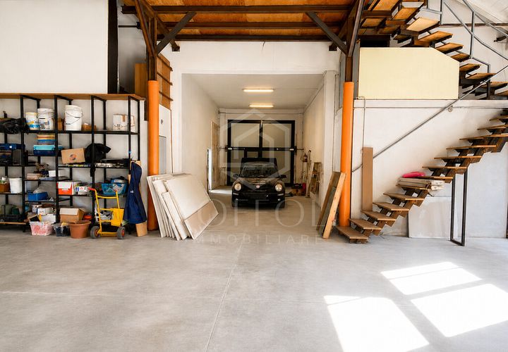 Garaje en Lugo, Ravenna, Lugo - € 290.000 | Ref: VE 375 - photo 1