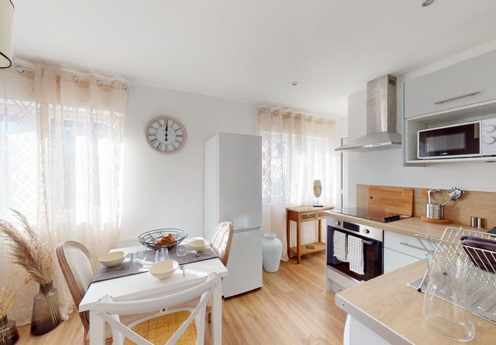 Apartament a Rouen, Seine-Maritime, Rouen - € 410/mes | Ref: By8whHpGXIDSOfK - foto 1