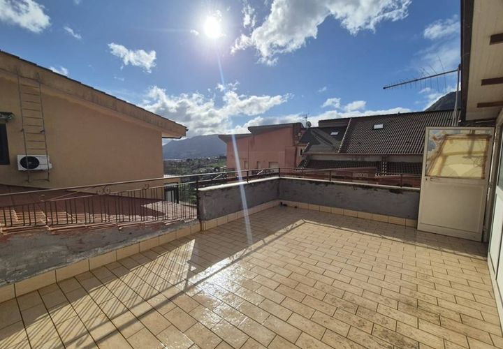 Lejlighed i Monreale, Palermo, Monreale - € 38.000 | Ref: Pioppo cortile Sant'Anna - foto 1