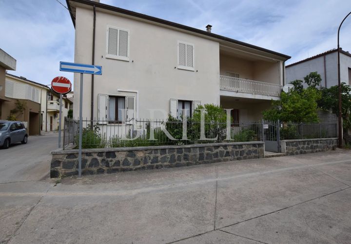 Villa i Luras, Sassari, Luras - € 250 000 | Ref: OT-013GS - foto 1