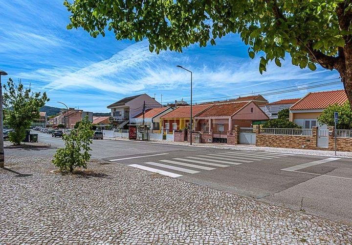 Villa i Setubal, Setubal, Setubal - € 280.000 | Ref: C0410-01273 - foto 1