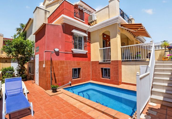 Byhus i Torrevieja, Alicante, Torrevieja - € 329.000 | Ref: MLSC9568937 - foto 1