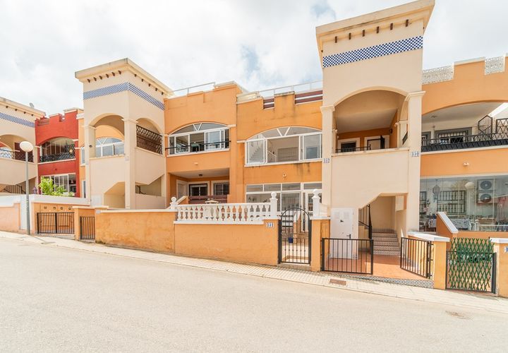 Leilighet i Orihuela Costa, Alicante, Orihuela Costa - € 150 000 | Ref: MLSC7216006 - foto 1