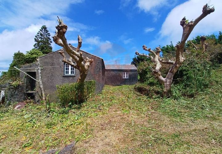 Byhus i Velas, Sao Jorge, Velas - € 80.000 | Ref: M1076 - foto 1