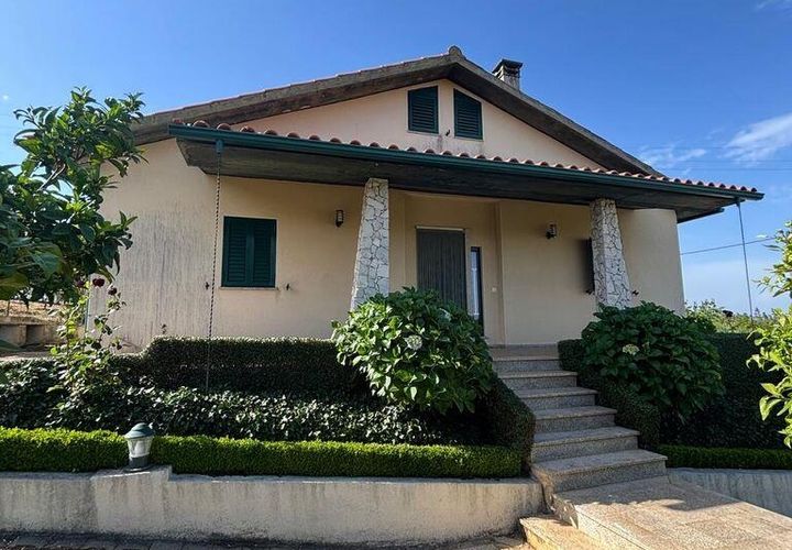 Radhus i Proenca-a-Nova, Castelo Branco, Proenca-a-Nova - € 278 000 | Ref: 951904 - foto 1