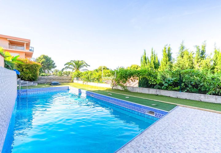 Villa i Salou, Tarragona, Salou - € 750.000 | Ref: TAR70513 - foto 1