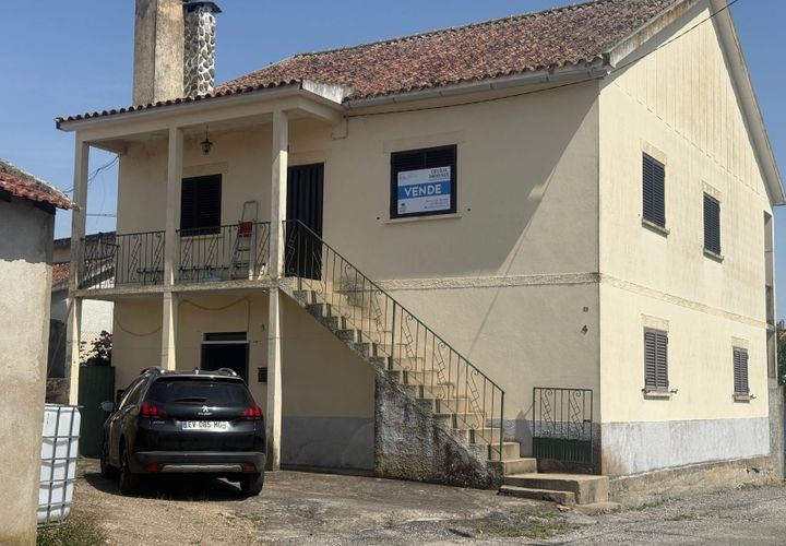 Villa i Vila Flor, Braganca, Vila Flor - € 130.000 | Ref: CM15 - foto 1