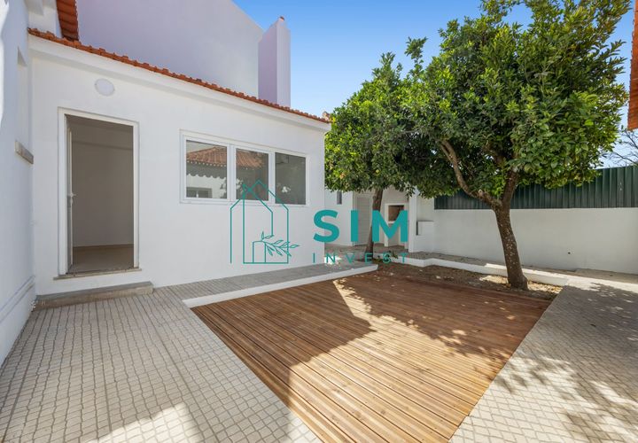 Villa en Setubal, Setubal, Setubal - € 380.000 | Ref: DC310 - photo 1