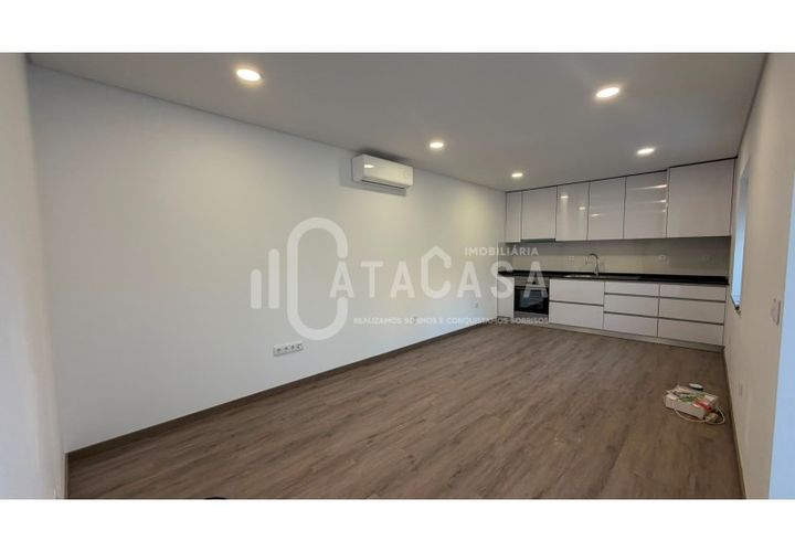 Villa i Barro, Aveiro, Barro - € 157.500 | Ref: 21/2026 - foto 1