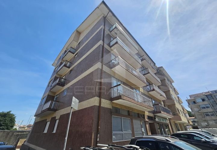 Lejlighed i Oliveira do Douro, Porto, Oliveira do Douro - € 230.000 | Ref: TRZ_LG_856 - foto 1