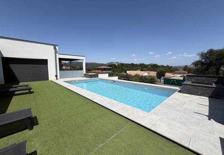 Villa i Issoire, Puy-de-Dome, Issoire - € 539.000 | Ref: 1513_h - foto 1