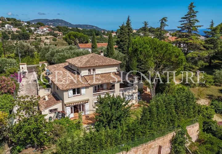 Villa i Nice, Alpes-Maritimes, Nice - € 945.000 | Ref: 87100772 - foto 1
