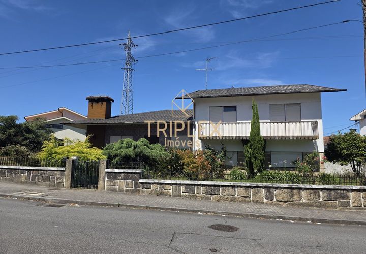 Villa - Trofa, Porto, Trofa - € 485 000 | Réf : 357 - photo 1