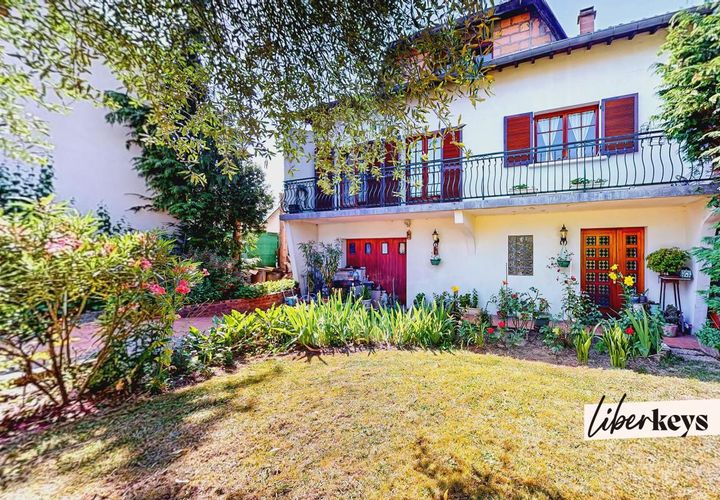 Villa i Villepinte, Seine-Saint-Denis, Villepinte - € 520.000 | Ref: DOM32708 - foto 1