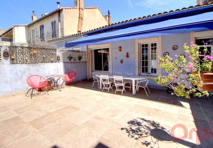 Leilighet i Marseille, Bouches-du-Rhone, Marseille - € 350 000 | Ref: H0A7-I4Z-5SQ - foto 1