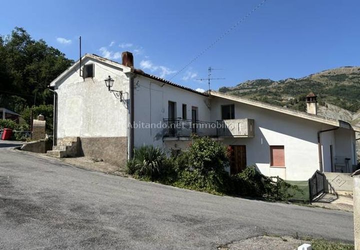 Villa i Villa Celiera, Pescara, Villa Celiera - € 105.000 | Ref: PNN1008 - foto 1