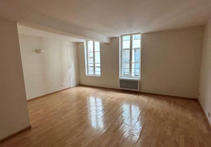 Apartament a Troyes, Aube, Troyes - € 546/mes | Ref: 20340005 - foto 1