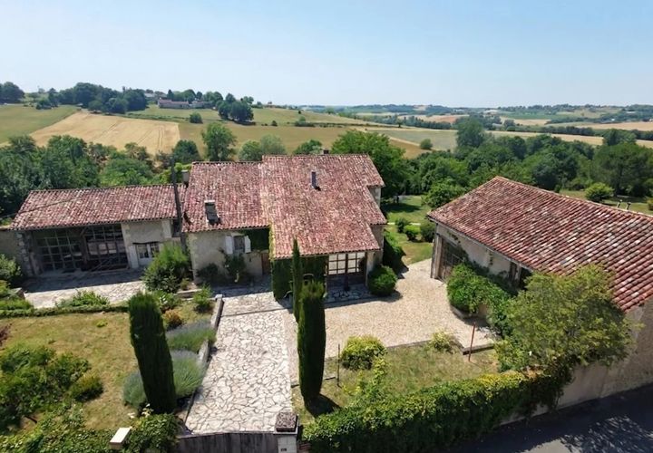Villa en Bertric-Buree, Dordogne, Bertric-Buree - € 698.000 | Ref: BVI83825 - photo 1