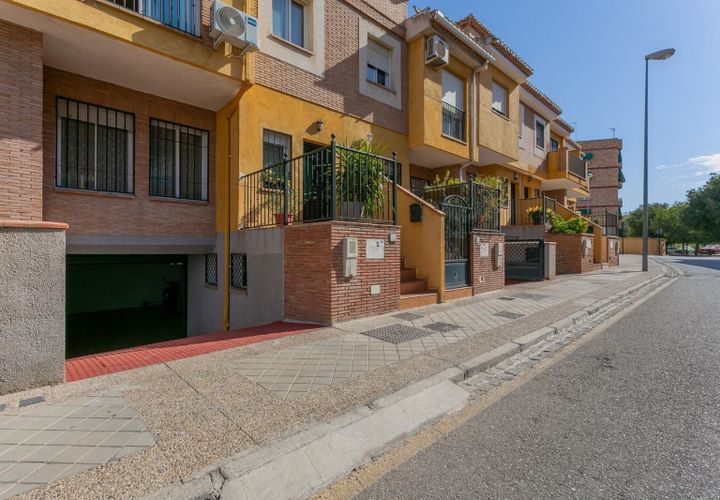 Rækkehus i Granada, Granada, Granada - € 290.000 | Ref: 2270/8251 - foto 1