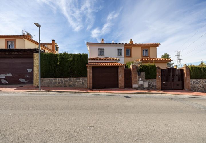Rækkehus i Peligros, Granada, Peligros - € 420.000 | Ref: N369/8251 - foto 1