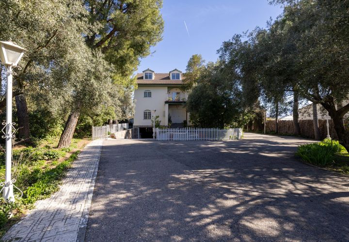 Villa a Atarfe, Granada, Atarfe - € 695.000 | Ref: KWK-0006-JPT/8251 - foto 1