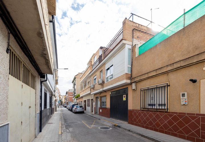 Rækkehus i Granada, Granada, Granada - € 300.000 | Ref: 22727/8251 - foto 1