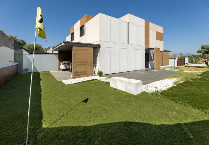 Rækkehus i Albolote, Granada, Albolote - € 305.000 | Ref: E00140/8251 - foto 1